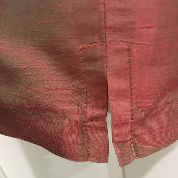 Connie Robertson gorgeous burgundy satin pants - Picture 3 of 5